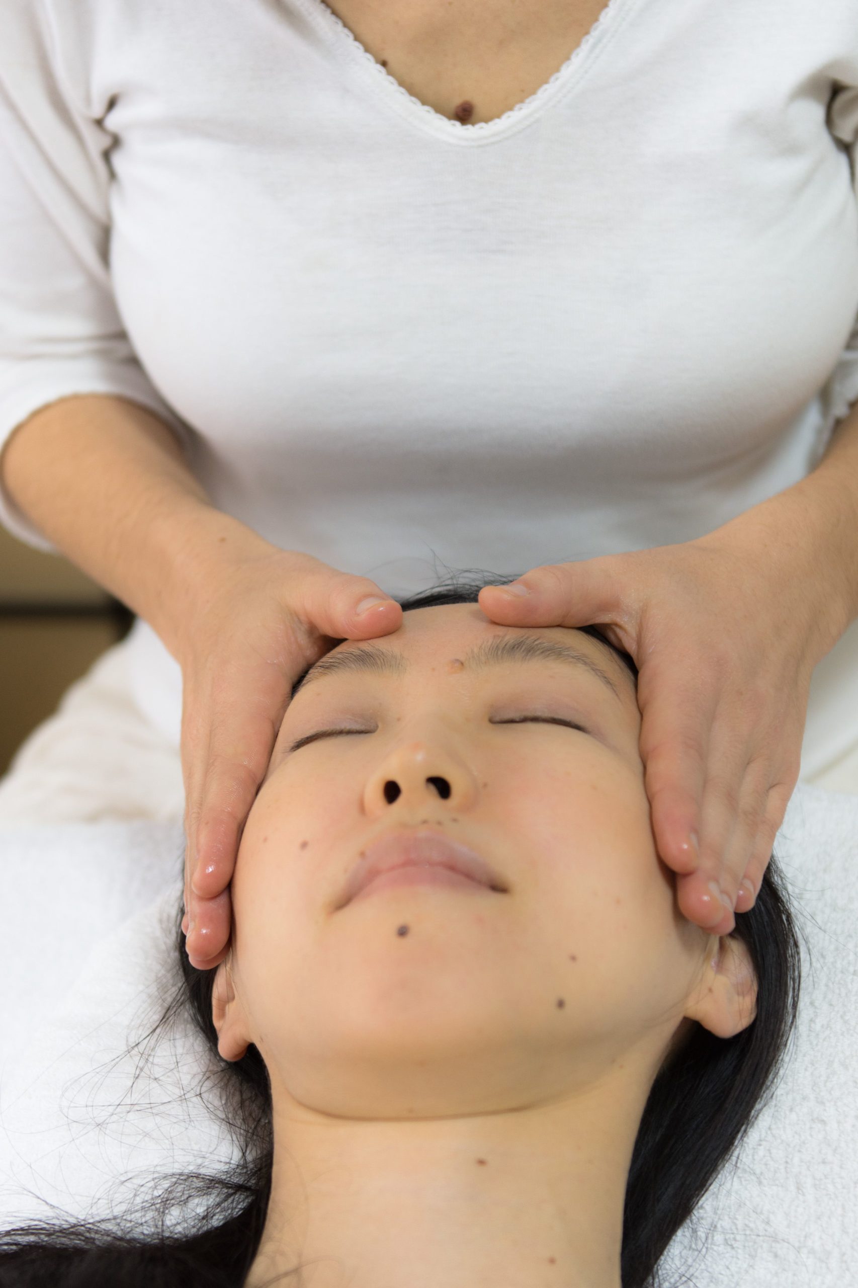 Shiatsu massage Tokyo - English friendly massage therapist